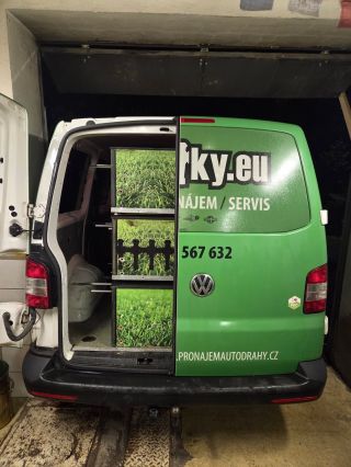 @volkswagencz Transporter - je to pracant 👍‼️ Málo koho napadne, když vidí na akci vedle sebe 3 fotbálky, že je možné je...